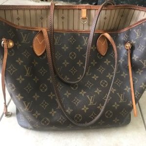 Louis Vuitton Neverful Tote